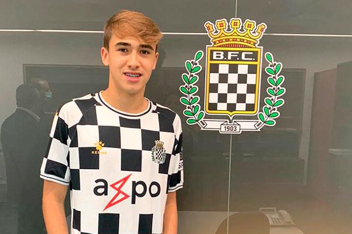 Meia Mateus é novo reforço da equipe Sub-17 do Boavista, de Portugal